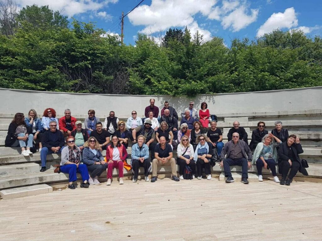 Ροδολίβος-Εκδρομές και παραστάσεις του Συλλόγου3