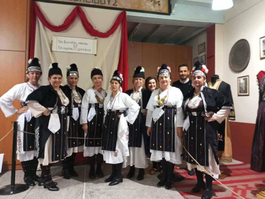 Ροδολίβος-Χορευτικό τμήμα του Συλλόγου